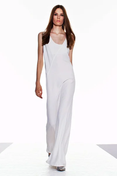 Look 15